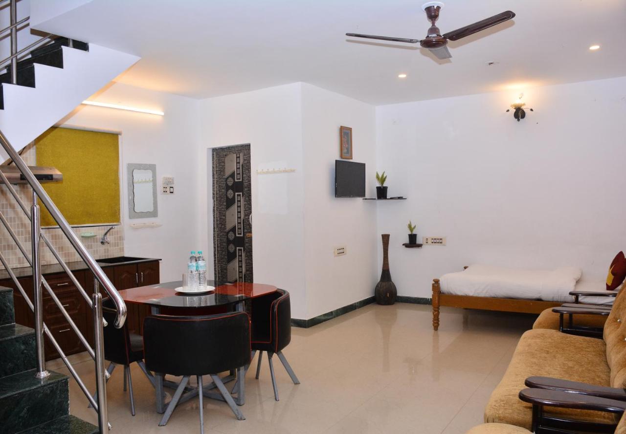 Tgt Holidays Homestay *